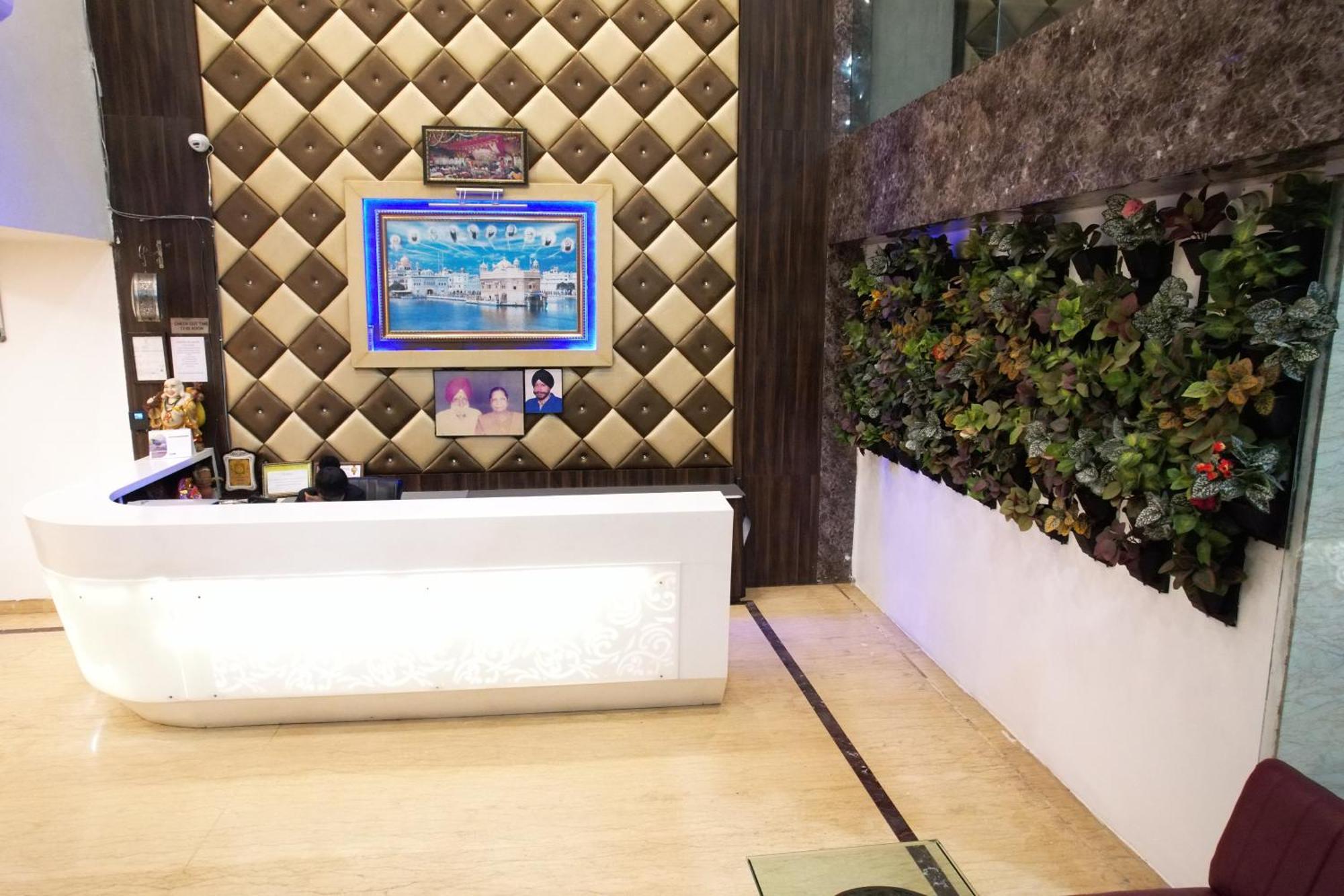 Sheetal International Hotel Rāipur Exterior foto